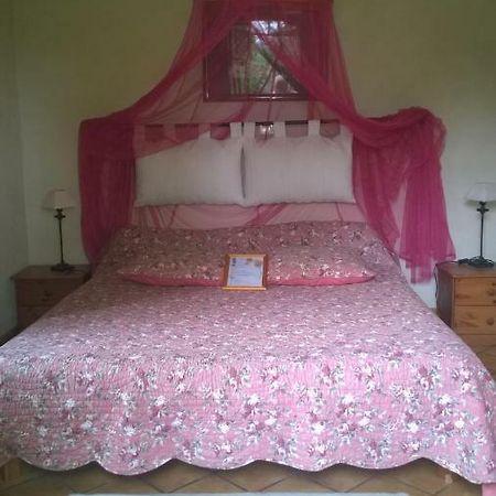 Les Griottes Bed & Breakfast Charols Exterior photo
